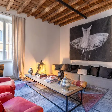 Apartment Fontanella Borghese Lux *