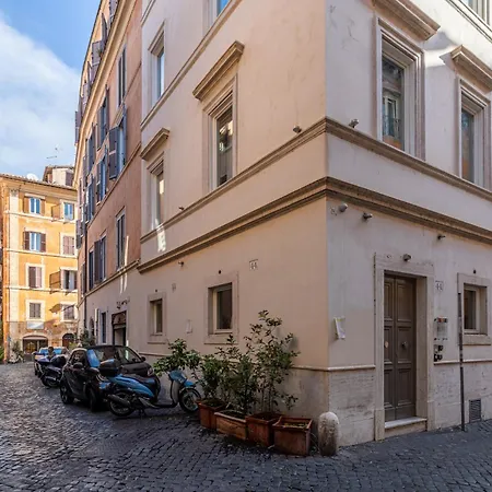 Apartment Fontanella Borghese Lux *